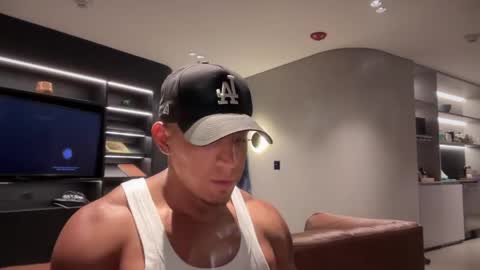 Frank online show from 04-29-26, 01:43