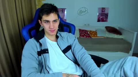 Frank online show from 11-27-25, 05:42