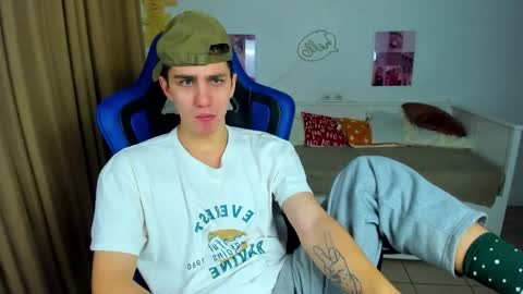 Frank online show from 11-30-25, 05:22