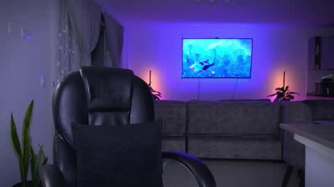 Snapshot of frankfarrellx chatting on 02-03-26, 01:04 Frank Farrell. Hey remember to give me a thumbs up Ty online show from 02-03-26, 01:04