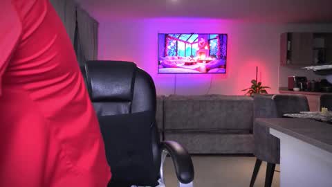 Snapshot of frankfarrellx chatting on 02-15-26, 12:07 Frank Farrell. Hey remember to give me a thumbs up Ty online show from 02-15-26, 12:07