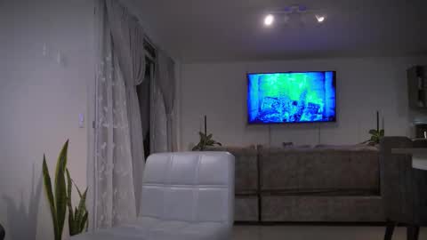 Snapshot of frankfarrellx chatting on 03-02-26, 05:30 Frank Farrell. Hey remember to give me a thumbs up Ty online show from 03-02-26, 05:30