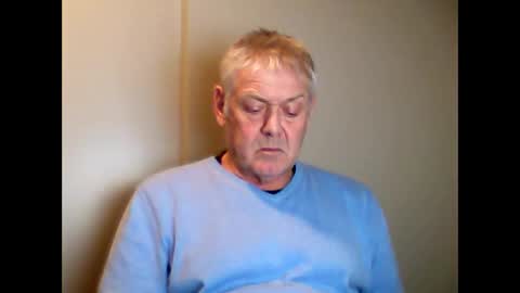 frannkboy61 online show from 04-09-26, 06:35