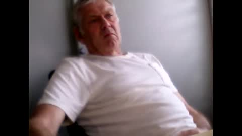 frannkboy61 online show from 05-29-26, 06:06