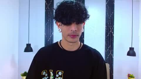 Snapshot of franvill_trato chatting on 09-27-25, 07:30 Franvill trato online show from 09-27-25, 07:30