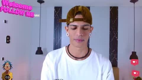 Snapshot of franvill_trato chatting on 10-14-25, 07:03 Franvill trato online show from 10-14-25, 07:03