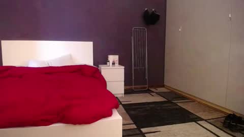 Snapshot of frasalv chatting on 03-15-26, 02:01 francescosal online show from 03-15-26, 02:01