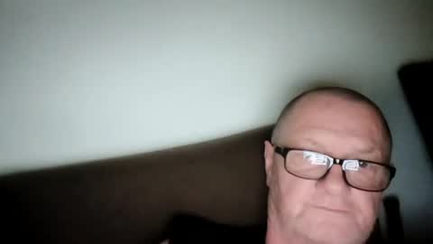 Wolfi online show from 06-28-26, 05:13