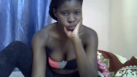 kiki online show from 10-12-25, 10:14