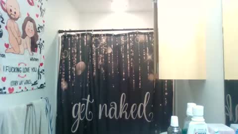 Snapshot of freakishlittleeyes chatting on 03-06-25, 06:37 Freakishlittleeyes online show from 03-06-25, 06:37