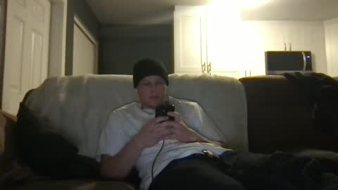 Snapshot of freaksondemand chatting on 11-17-25, 02:28 freaksondemand online show from 11-17-25, 02:28