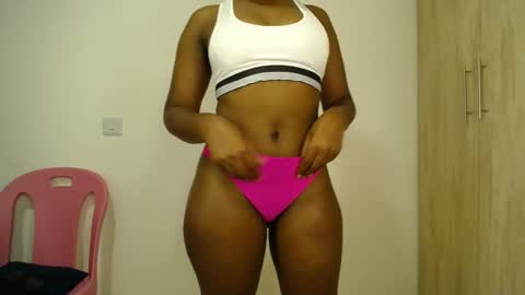 Snapshot of freaky_ass chatting on 05-07-26, 03:06 Berry online show from 05-07-26, 03:06