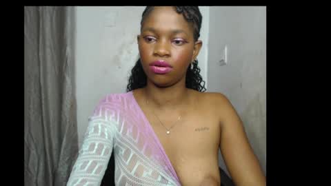 Freaky girl23 online show from 05-04-26, 08:05