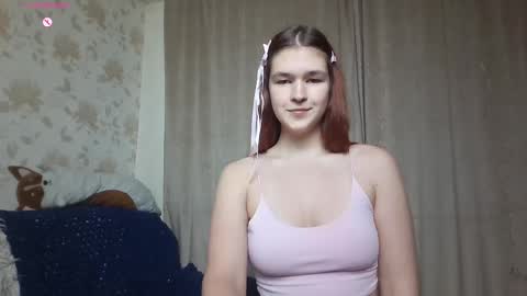 Snapshot of frechemolly chatting on 10-30-25, 07:58 Margo online show from 10-30-25, 07:58