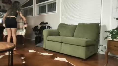 Snapshot of freckles4444 chatting on 11-08-25, 11:47 freckles4444 online show from 11-08-25, 11:47