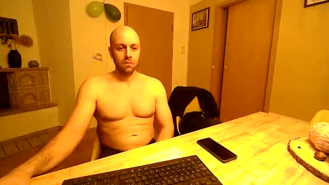 freddow online show from 10-18-25, 08:20