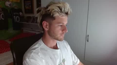 Frederick Perin online show from 10-26-25, 01:50