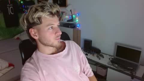 Frederick Perin online show from 12-21-25, 01:51