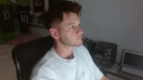 Snapshot of freddy_star chatting on 06-26-26, 11:47 Frederick Perin online show from 06-26-26, 11:47