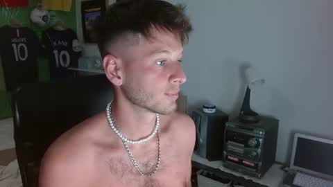Snapshot of freddy_star chatting on 07-12-26, 07:49 Frederick Perin online show from 07-12-26, 07:49