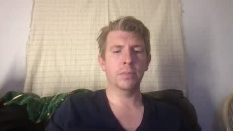 Snapshot of freddyfootball chatting on 06-11-26, 11:14 Freddy Foot Balls online show from 06-11-26, 11:14