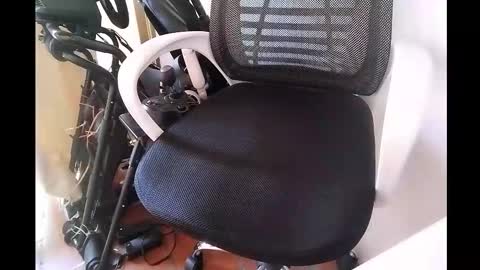 Snapshot of freddylongo chatting on 11-21-25, 02:27 Freddylongo online show from 11-21-25, 02:27