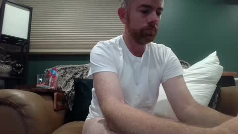 Snapshot of freddypj chatting on 09-30-25, 02:49 Freddy online show from 09-30-25, 02:49