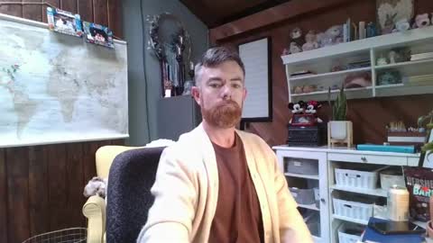 Snapshot of freddypj chatting on 05-08-26, 07:19 Freddy online show from 05-08-26, 07:19