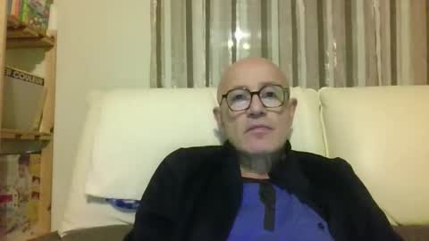 frederic8014 online show from 11-01-25, 08:44