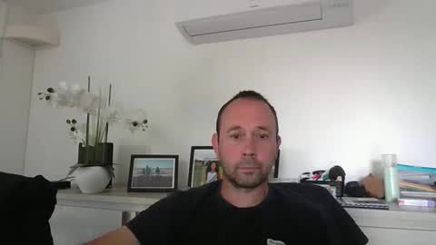 Snapshot of fredodu41 chatting on 05-08-26, 02:44 fredodu41 online show from 05-08-26, 02:44