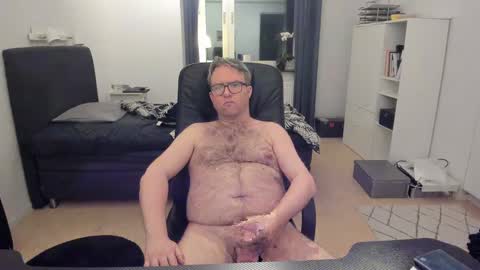 Fredrik online show from 01-24-25, 06:04