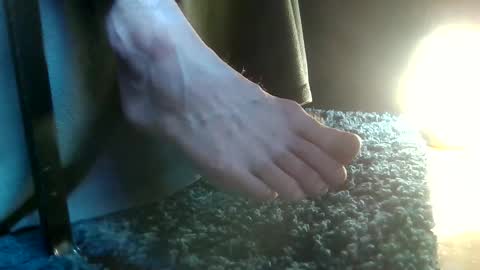 Snapshot of fredthetom12 chatting on 11-10-25, 04:06 Greedy Fred online show from 11-10-25, 04:06