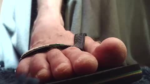 Snapshot of fredthetom12 chatting on 02-15-26, 04:03 Greedy Fred online show from 02-15-26, 04:03