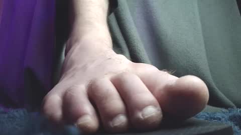 Snapshot of fredthetom12 chatting on 02-16-26, 04:08 Greedy Fred online show from 02-16-26, 04:08