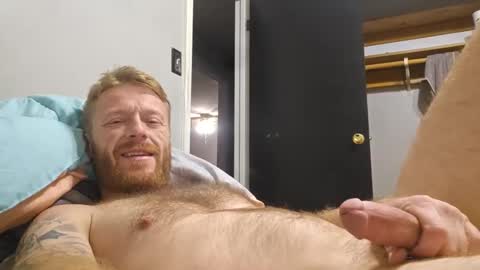 Snapshot of freefallin2222 chatting on 10-27-25, 12:31 freefallin2222 online show from 10-27-25, 12:31