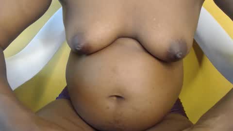 Snapshot of freelady1011 chatting on 02-05-26, 10:20 babyyo online show from 02-05-26, 10:20