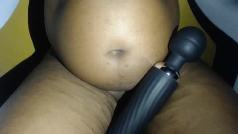 Snapshot of freelady1011 chatting on 02-11-26, 11:10 babyyo online show from 02-11-26, 11:10