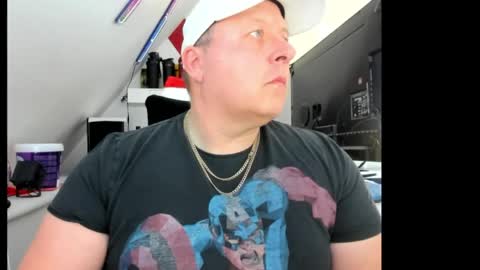 freelancer1234 online show from 05-25-26, 02:45