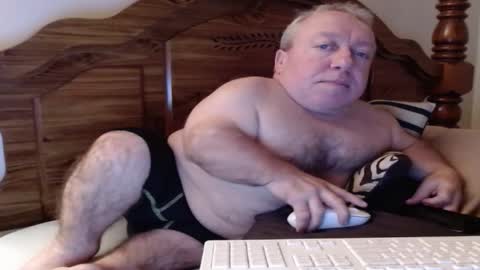 Cute Lil Man online show from 10-19-25, 03:18