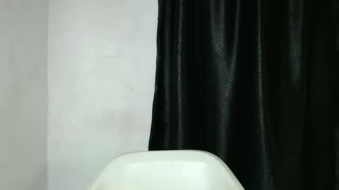 Snapshot of frekkymorelle chatting on 02-03-25, 04:14 frekkymorelle online show from 02-03-25, 04:14