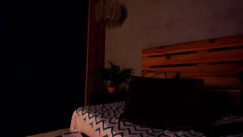 Xavier online show from 01-08-25, 04:12