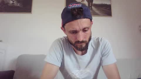 french_truck online show from 04-19-26, 03:55