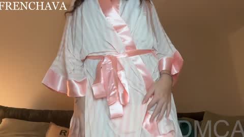 Snapshot of frenchava chatting on 10-05-25, 01:59 Ava online show from 10-05-25, 01:59