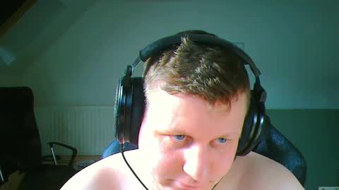 Snapshot of frenchfrieswithmayo chatting on 05-29-26, 06:28 French fries online show from 05-29-26, 06:28