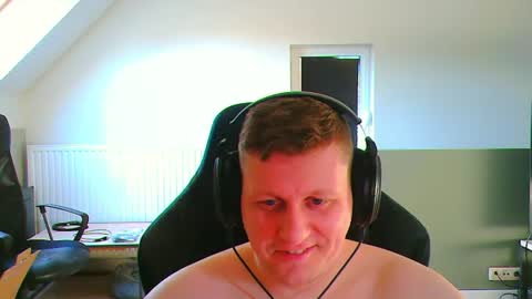 Snapshot of frenchfrieswithmayo chatting on 06-16-26, 05:59 French fries online show from 06-16-26, 05:59