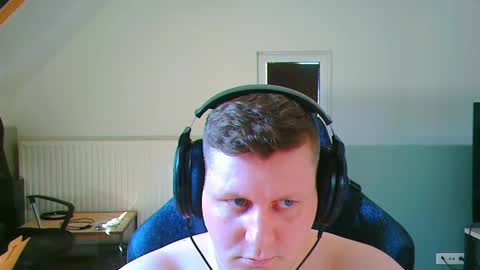 Snapshot of frenchfrieswithmayo chatting on 06-18-26, 02:21 French fries online show from 06-18-26, 02:21