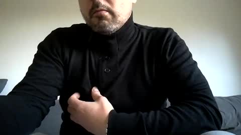 Snapshot of frenchhard0000 chatting on 12-07-24, 02:57 Horny french hard online show from 12-07-24, 02:57