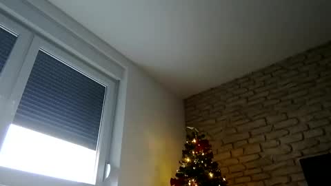 Snapshot of frenchhard0000 chatting on 12-08-24, 09:46 Horny french hard online show from 12-08-24, 09:46
