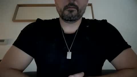 Snapshot of frenchhard0000 chatting on 02-26-25, 09:21 Horny french hard online show from 02-26-25, 09:21