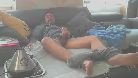 frenchpapalover online show from 12-03-24, 08:27